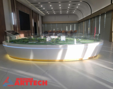 EUROWINDOW SPORT GARDEN SCALE 300